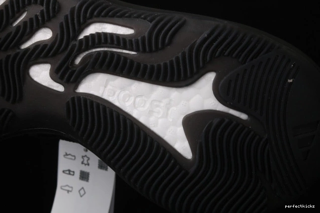 380 Black Adidas Boost FB7876 Yeezy 0715